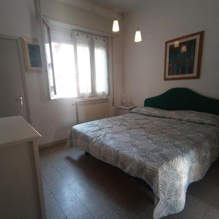 チェルヴィアCasa Del Pinoアパートメント エクステリア 写真