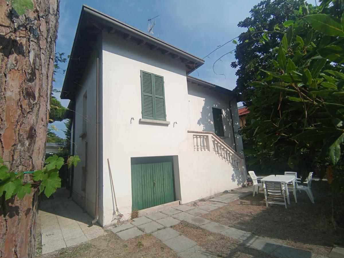 チェルヴィアCasa Del Pinoアパートメント エクステリア 写真